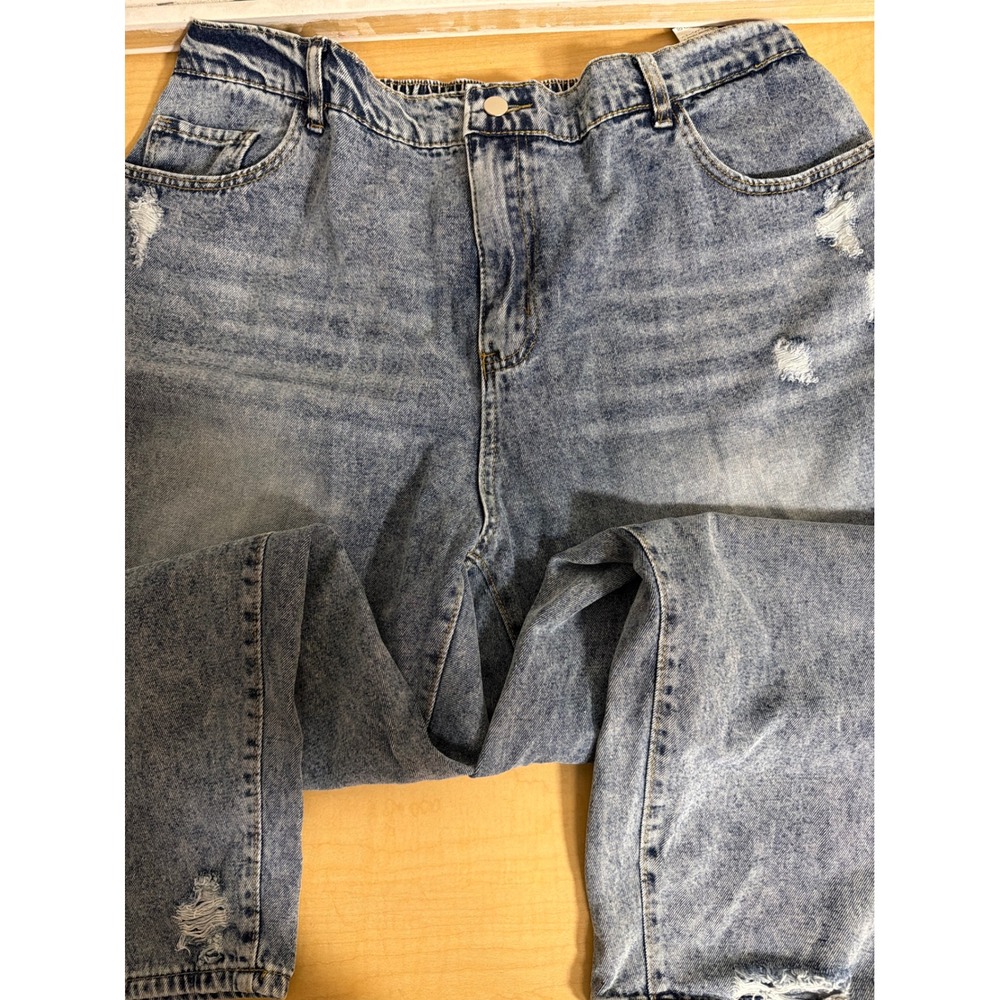 Light Wash Distressed High Waisted Mom Jeans Elastic Back 2XL